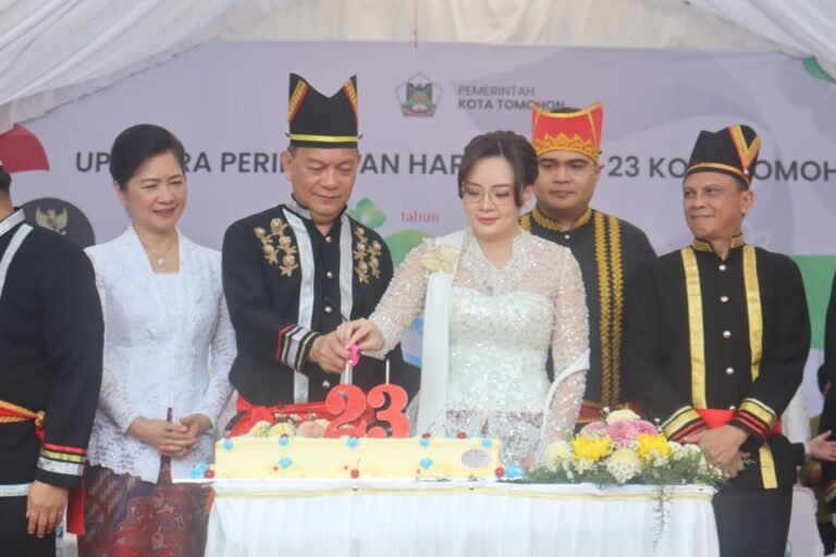 Wali Kota Caroll Senduk Ajak Semua Masyarakat Bergandengan Tangan, Baku-Baku Bae dan Baku-Baku Sayang membangun sinergi