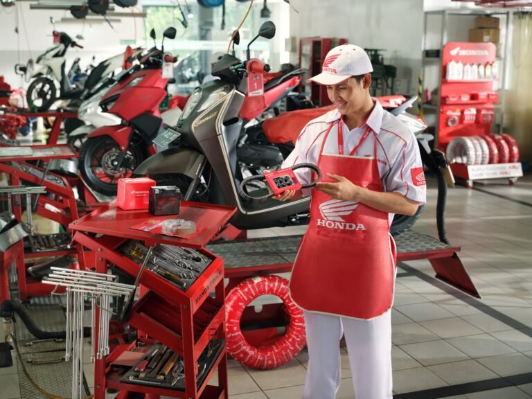 Sambut Bulan Kasih Sayang, AHASS Manjakan Konsumen dengan Promo Spesial Februari