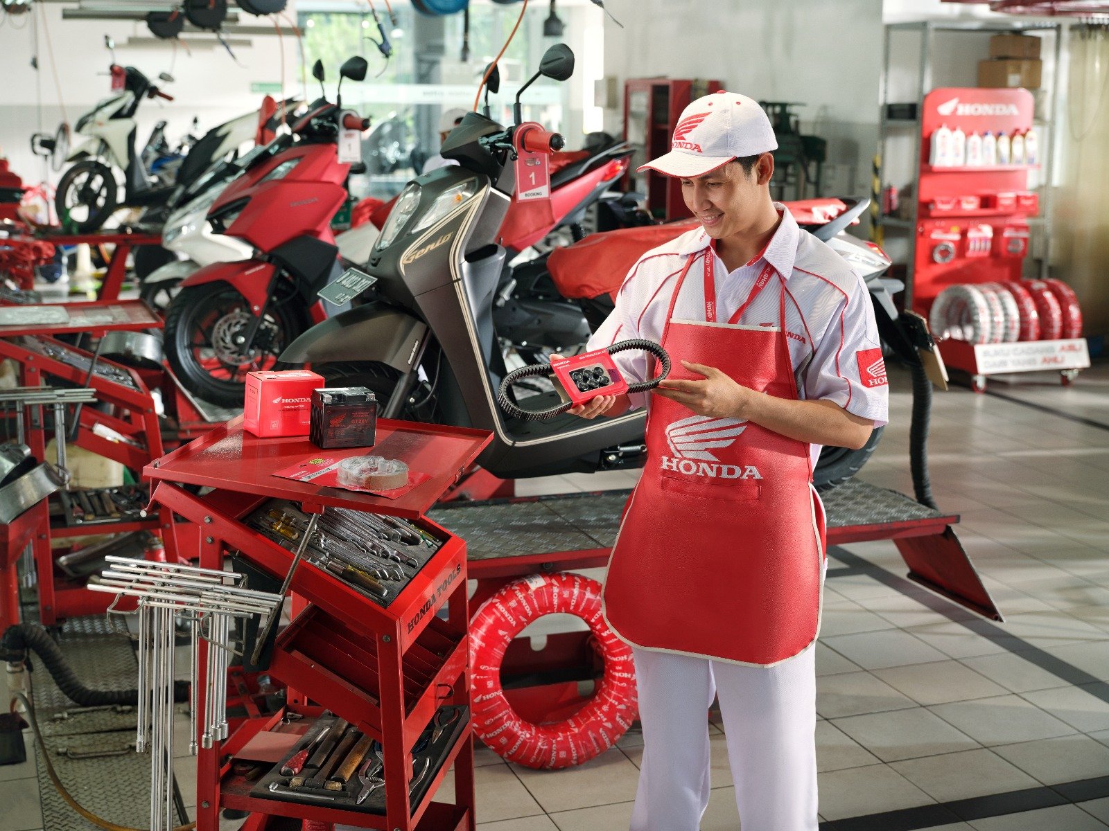 ‎Sambut Bulan Kasih Sayang, AHASS Manjakan Konsumen dengan Promo Spesial Februari