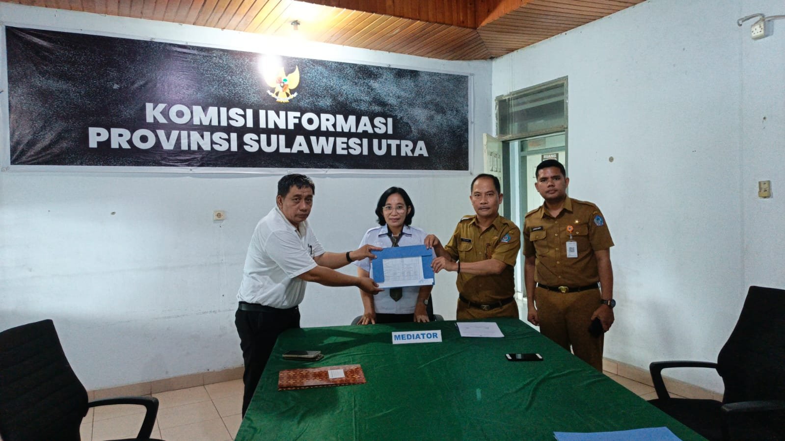 Dimediasi KIP, Pemkot Bitung Akhirnya Serahkan Data Dana CSR BSG. Ironis dengan Pemprov, Pemkot dan Pemkab