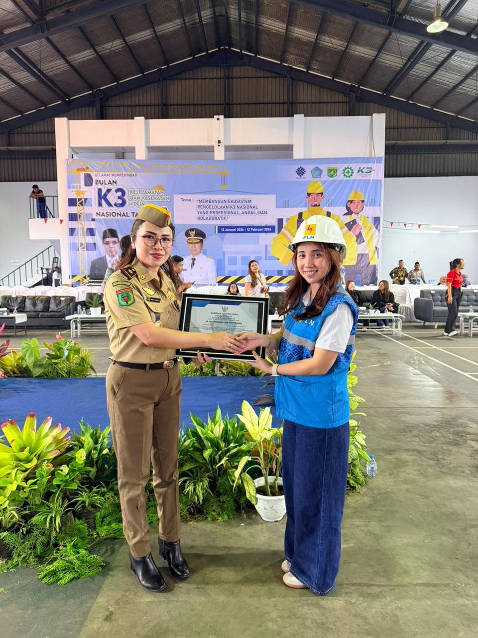 Konsisten Terapkan Budaya Safety, PLN UP2D Suluttenggo Raih Penghargaan SMK3 di Bulan K3 Nasional 2026