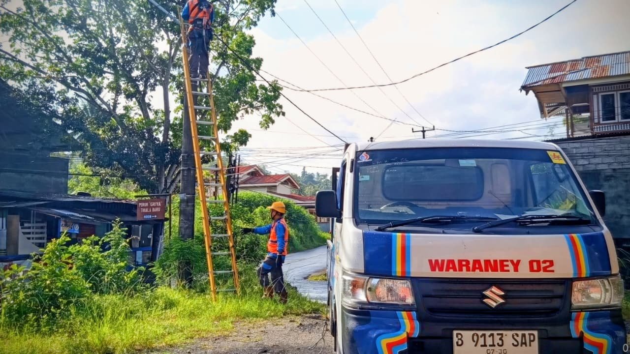 Pasukan Anti Libur PLN ULP Manado Selatan Tetap Layani Pelanggan di Tengah Perayaan Paskah 2026