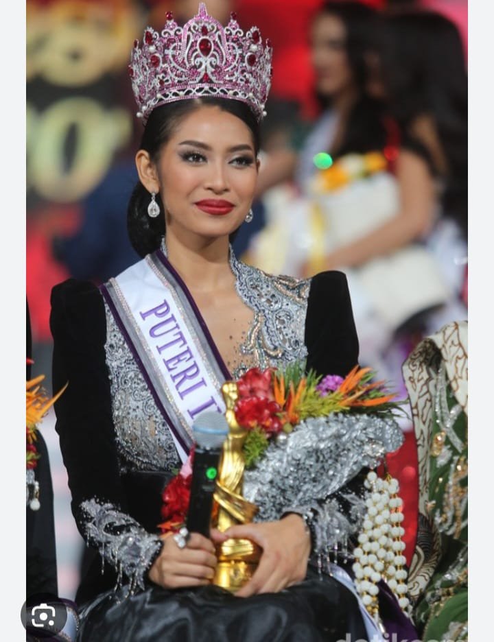 Sulut Tanpa Gelar, Agnes Rahajeng ke Miss Supranational, Stevany Nayoan Gelar Atribut