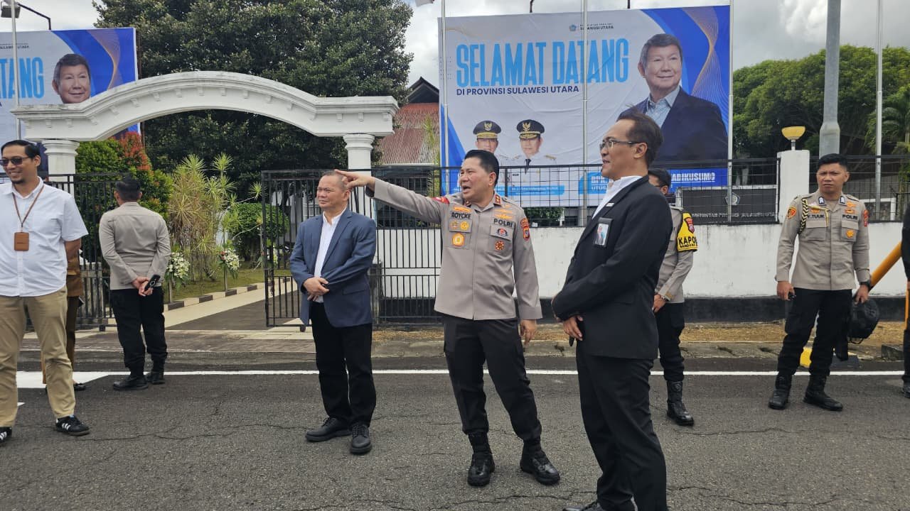Kapolda Sulut dan Komisaris PT Angkasa Pura Indonesia Tinjau VVIP Bandara Jelang Paskah Nasional 2026