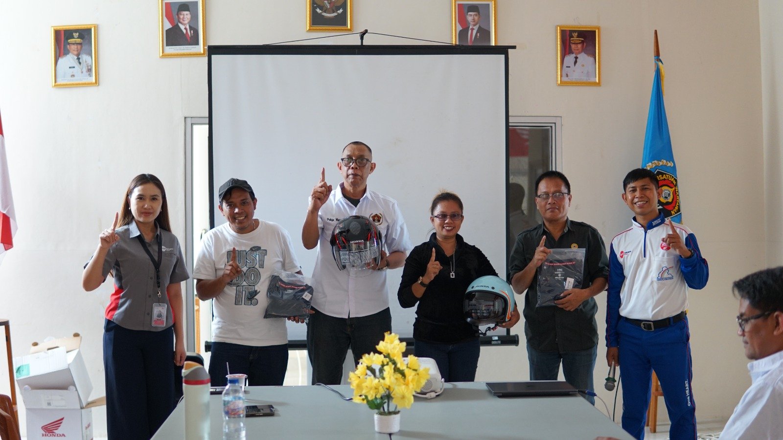 Kolaborasi Honda dan Pokja PWI Manado Sukses Gelar Donor Darah dan Safety Riding