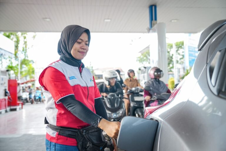 Gandeng APH Pantau Distribusi BBM, Pertamina Patra Niaga Datangkan Kapal MV Naura Bawa Tiga Ribu Kilo Liter Pertalite