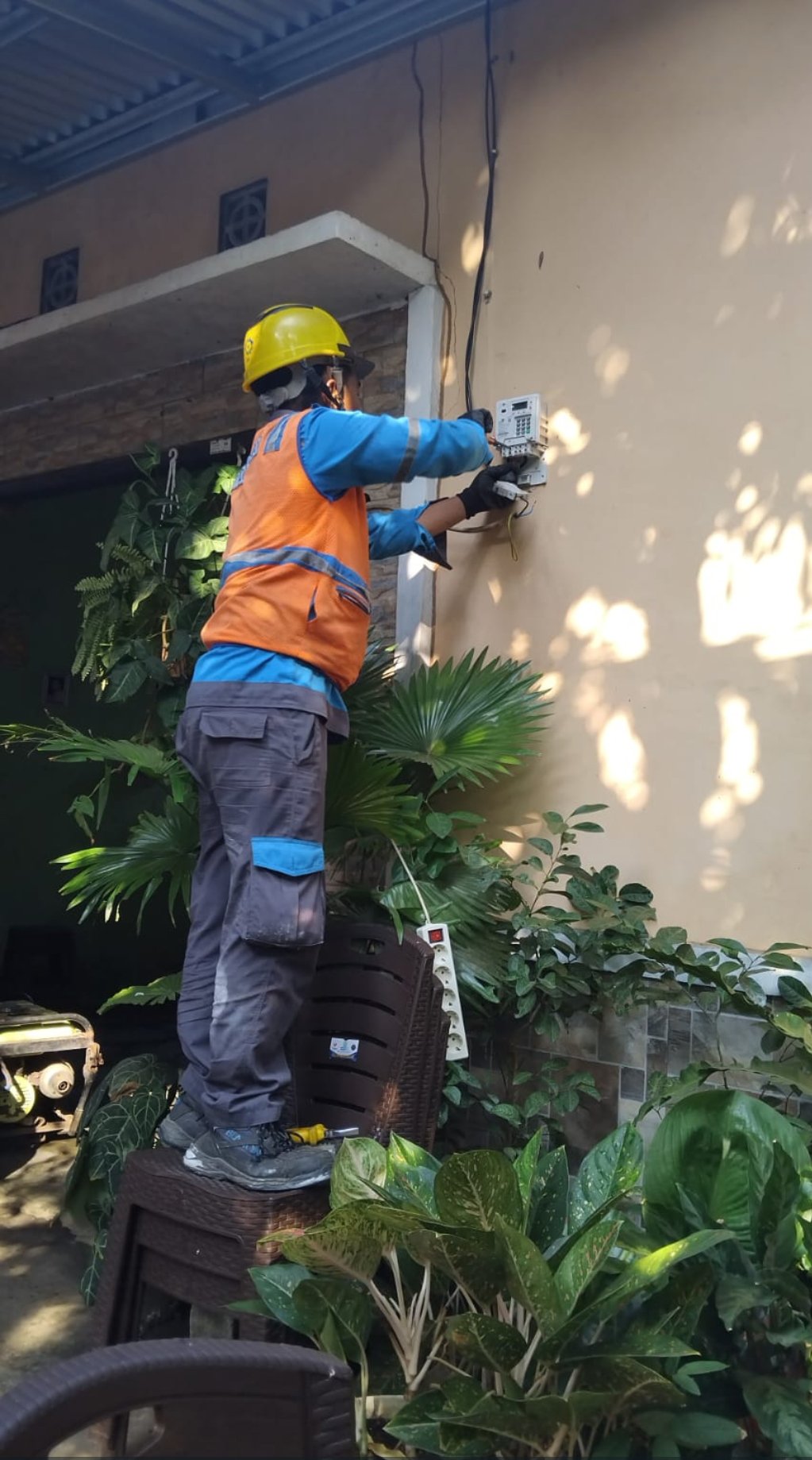 PLN UP3 Manado Jelaskan Program Ganti kWh Meter Pelanggan, Begini Kata Wowiling