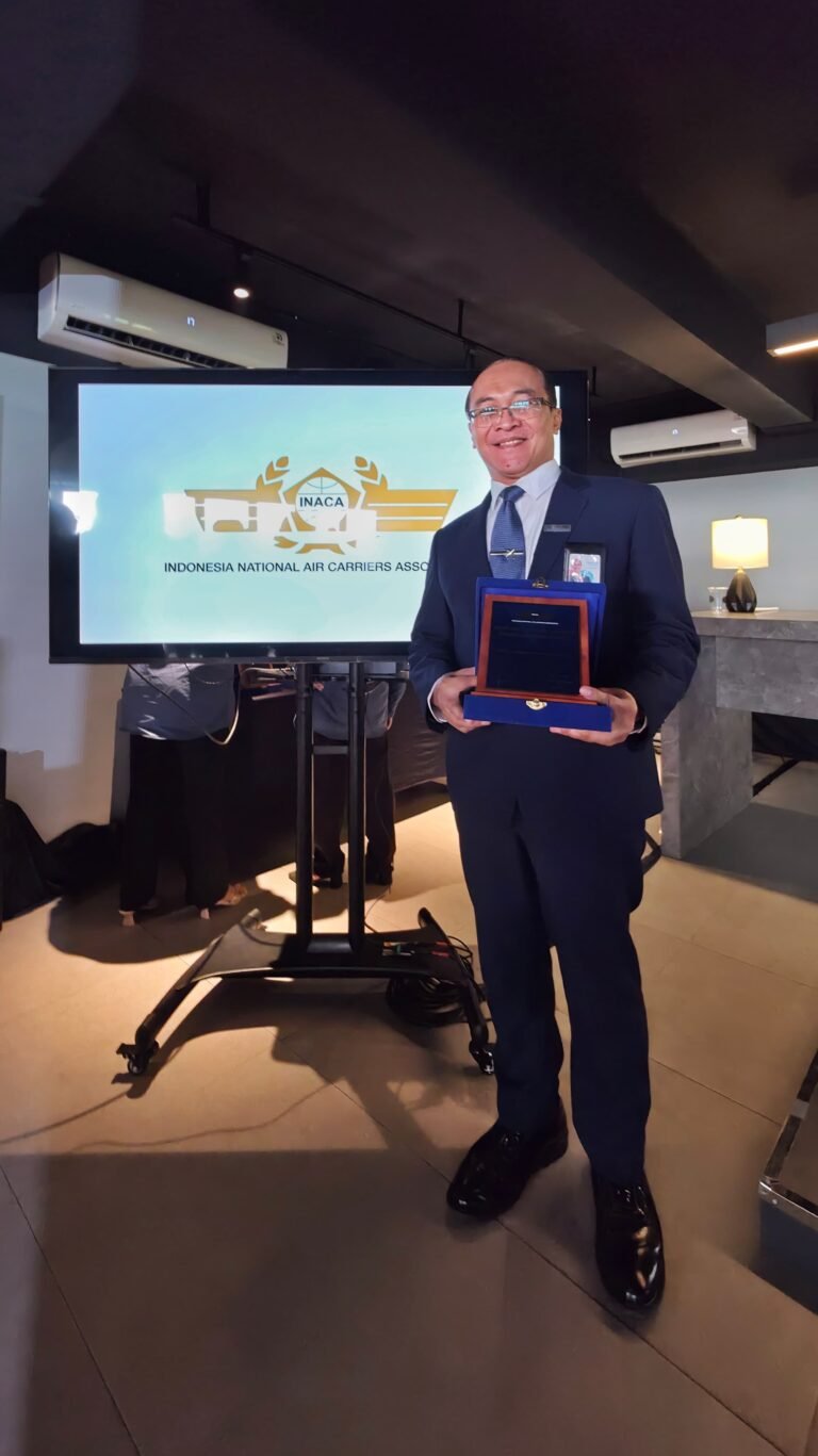 Dukung Pengembangan Pariwisata dan Konektivitas, Bandara Samrat Manado Dapat Penghargaan ‘Best Airport for Tourism Hub Route Innovation’