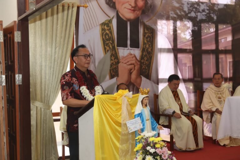 Wali Kota Caroll Senduk Resmikan Senior Living St. Yohanes Maria Vianney Keuskupan Manado
